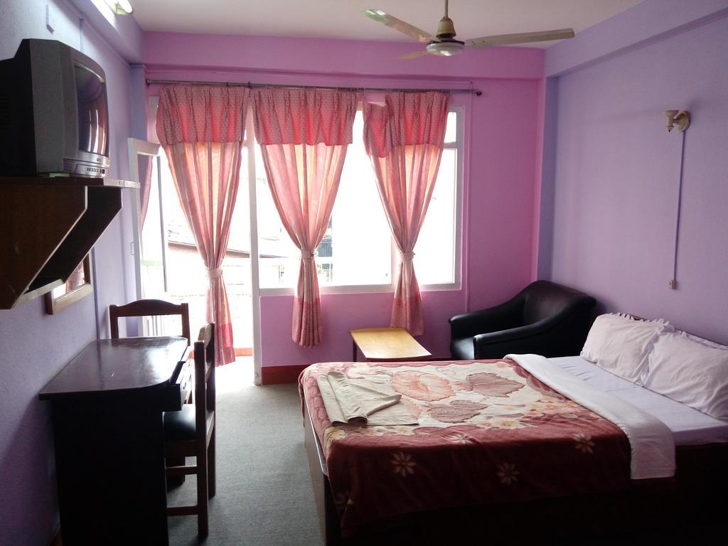 Hotel Pokhara Peace Kathmandu Exterior photo